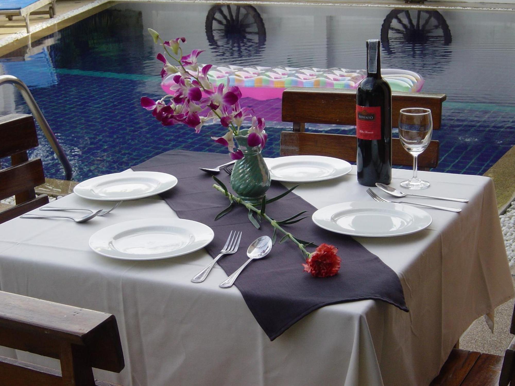 Karon Pool Hotel Екстер'єр фото